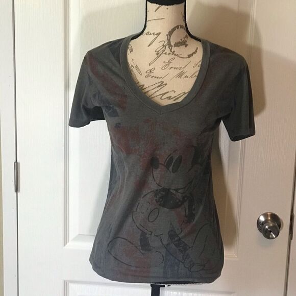 Disney short sleeve shirt size medium women’s Gray - Picture 1 of 10